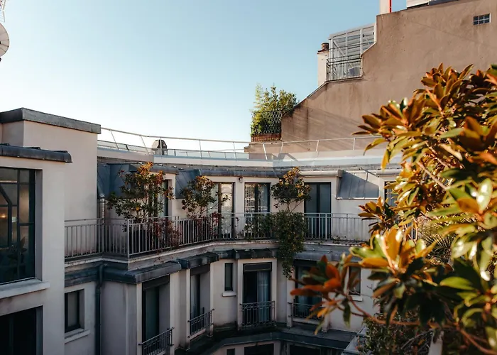 Hotel Eiffel Blomet Parigi